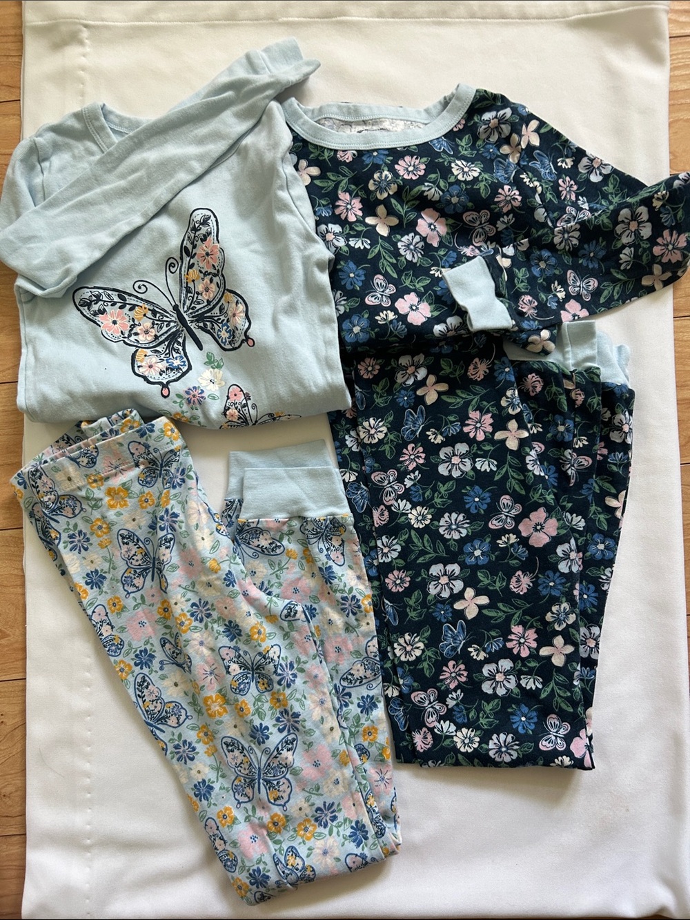 Girls' Butterfly Floral Pajama Set - Light Blue & Navy